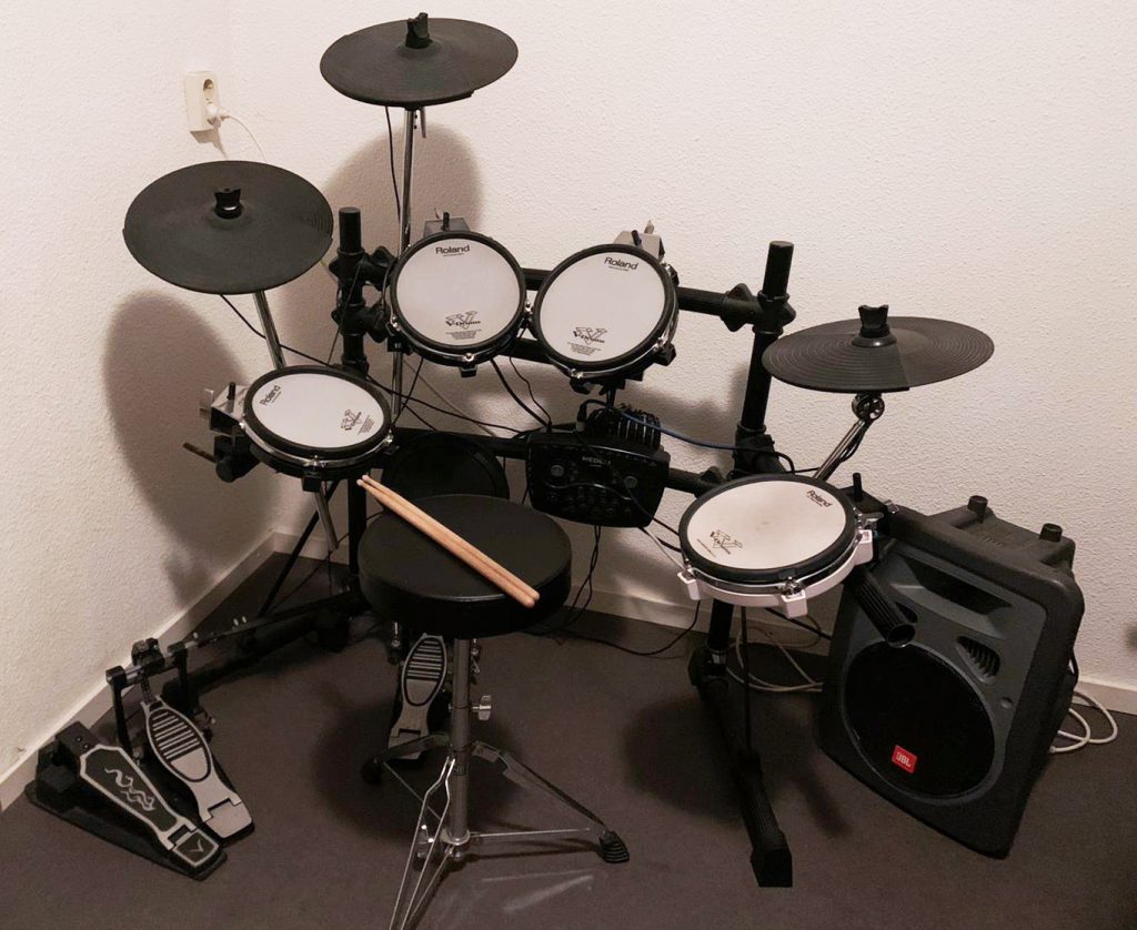 Electronic Drum Kit